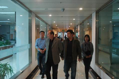 http://wzgl.huel.edu.cn:8080/system/_owners/nc/_webprj/images/15/10/27/1otdm5rnvl/e0qa_image001.jpg